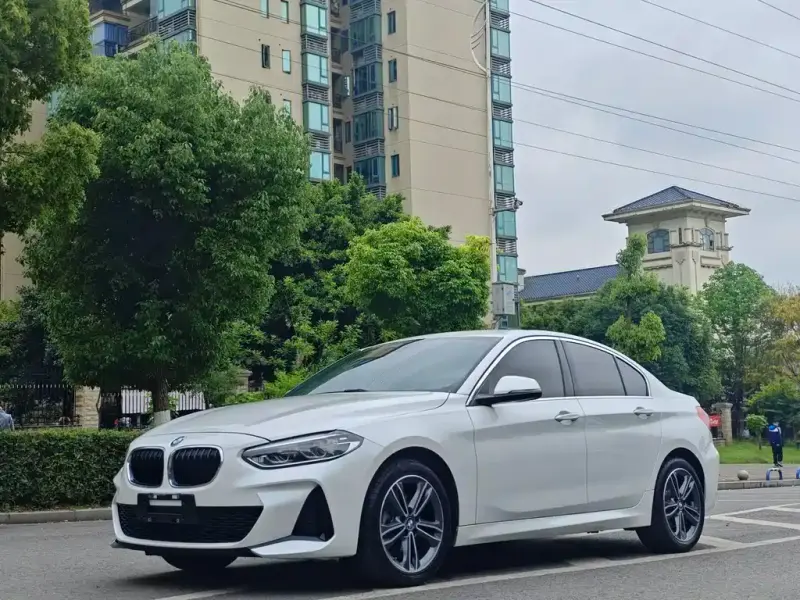 BMW 1 Series, 2021