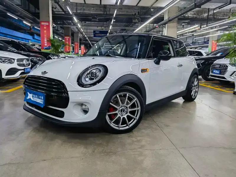 MINI Mini, 2017