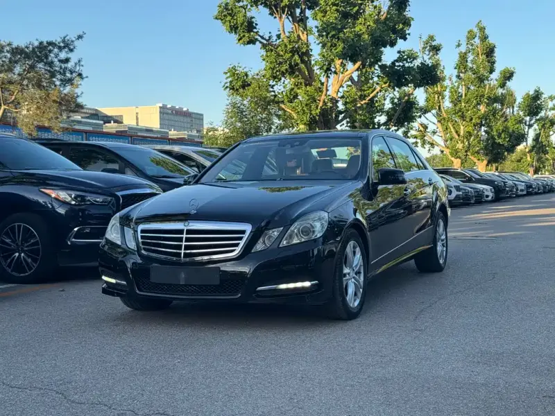 Mercedes-Benz E-Class, 2011