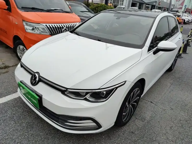 Volkswagen Golf, 2021