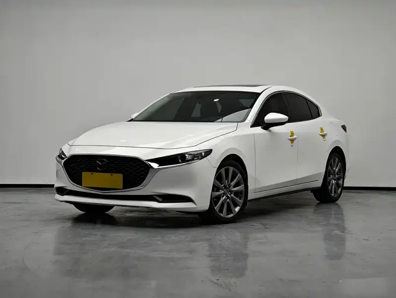 Mazda 3 Axela, 2024