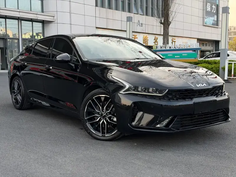 Kia K5, 2022