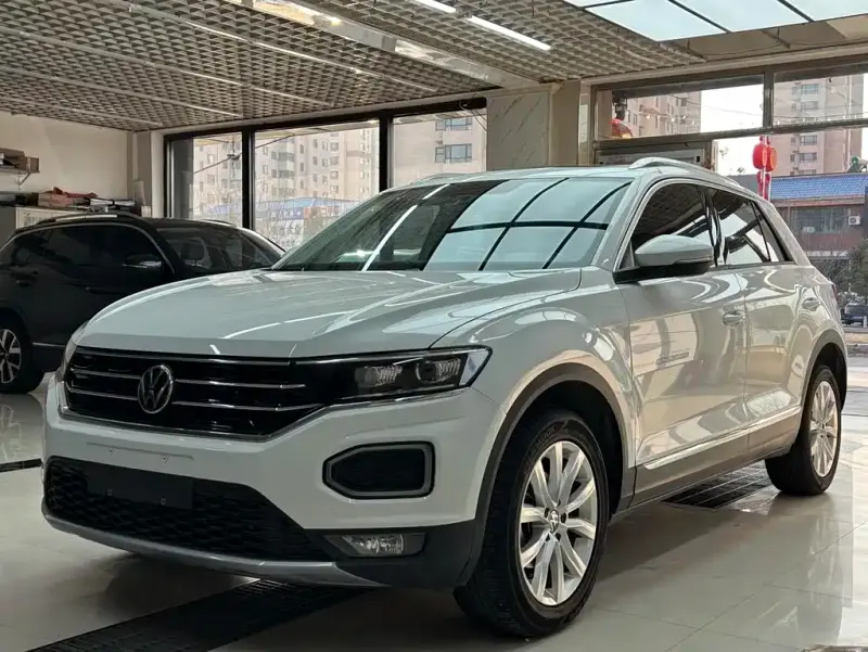Volkswagen T-Roc, 2022