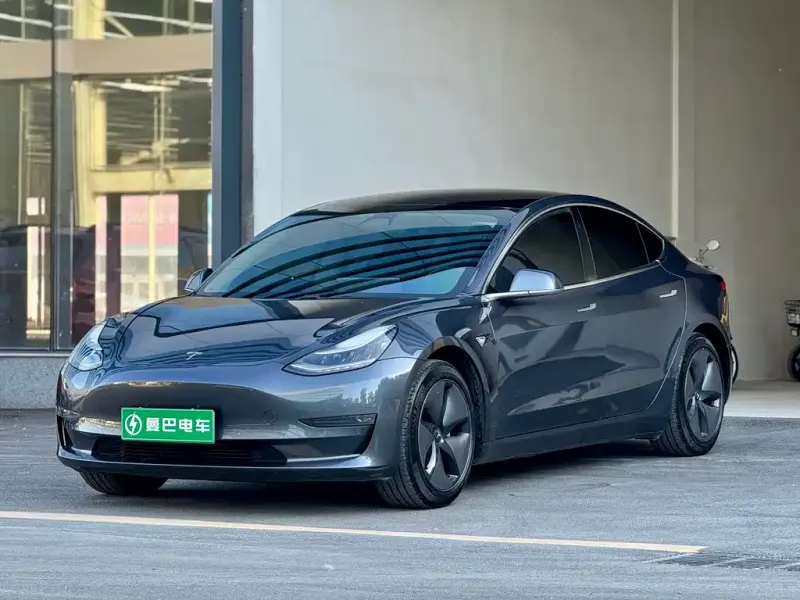Tesla Model 3, 2019