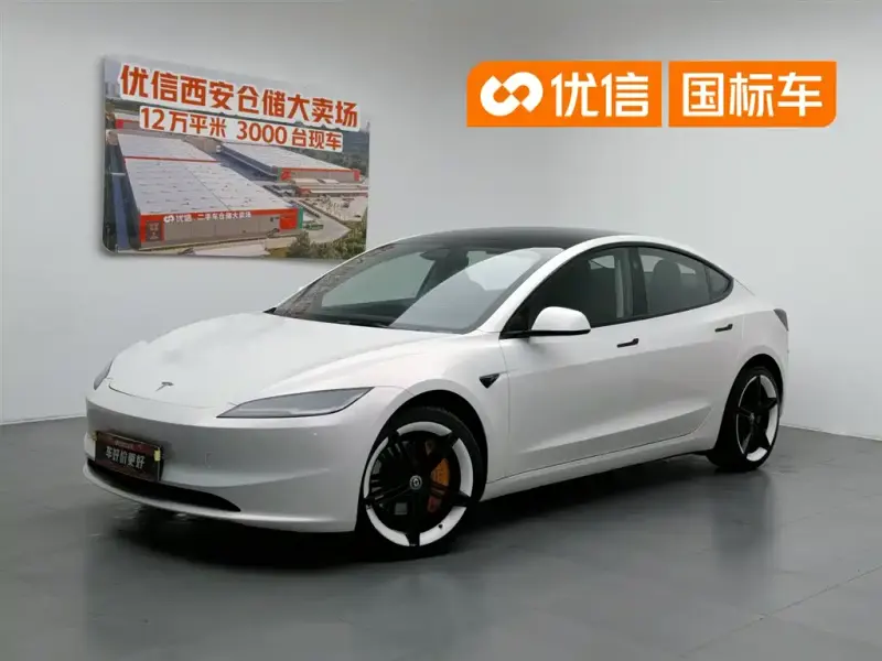 Tesla Model 3, 2024