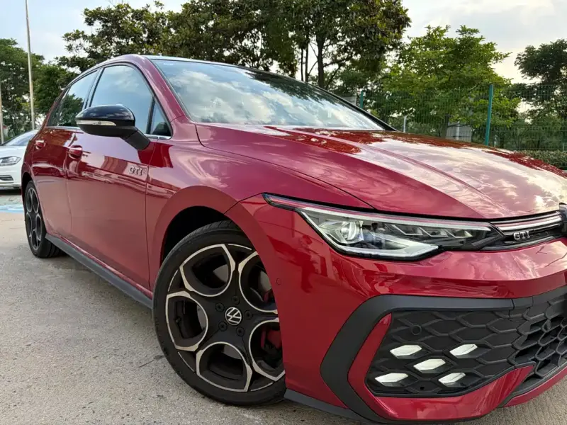 Volkswagen Golf GTI, 2025
