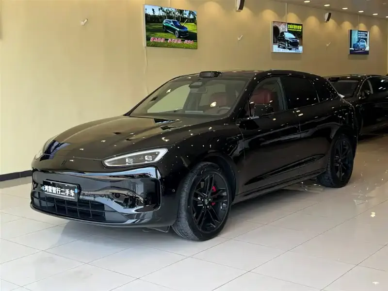 AITO M5, 2025