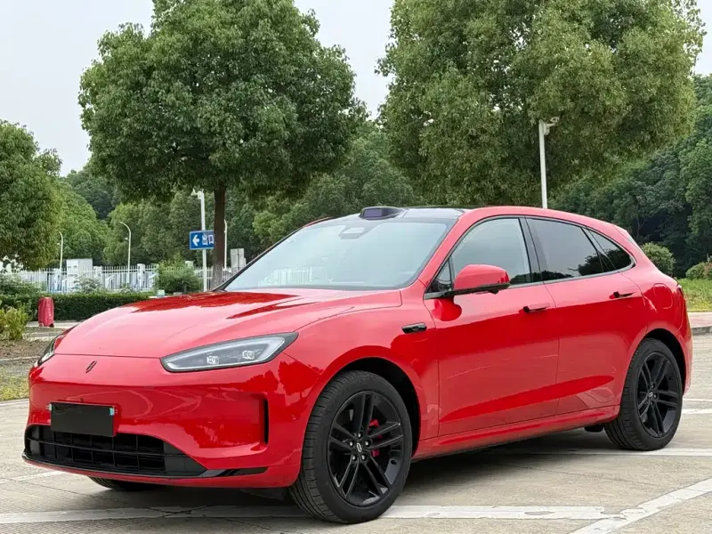 AITO M5, 2025