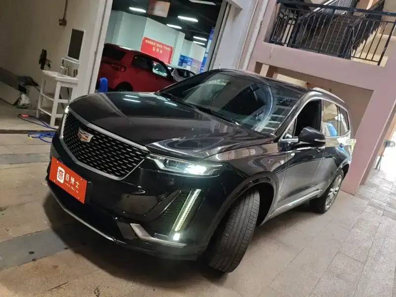 Cadillac XT6, 2021