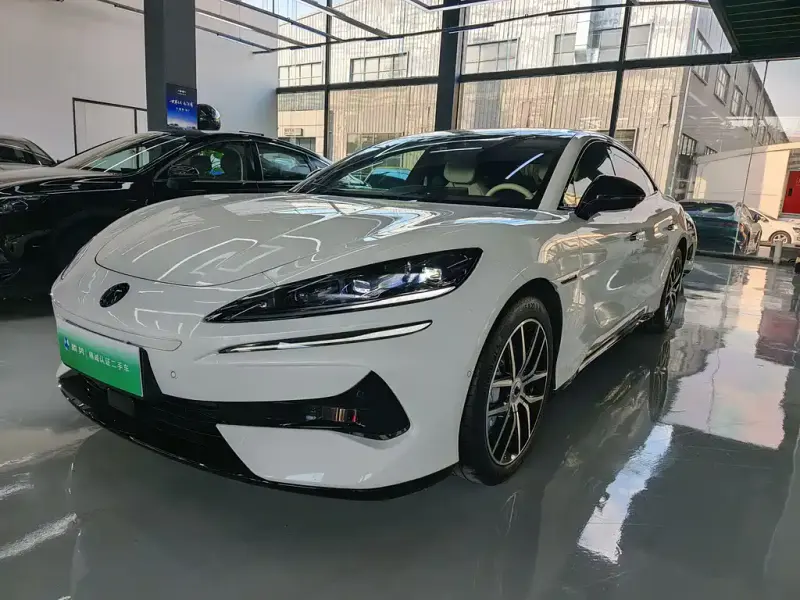 Denza Z9, 2025