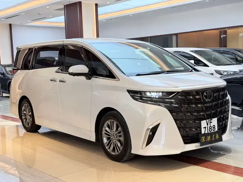 Toyota Alphard, 2026