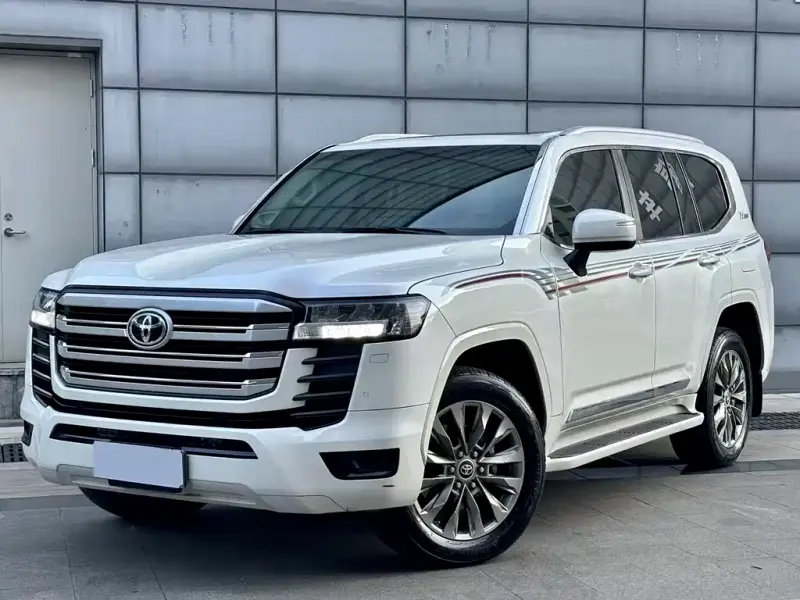 Toyota Land Cruiser, 2024