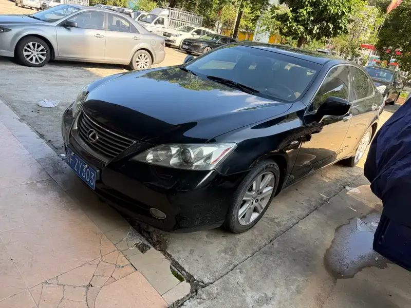 Lexus ES, 2009