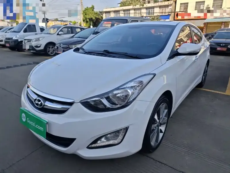 Hyundai Elantra Langdong, 2015