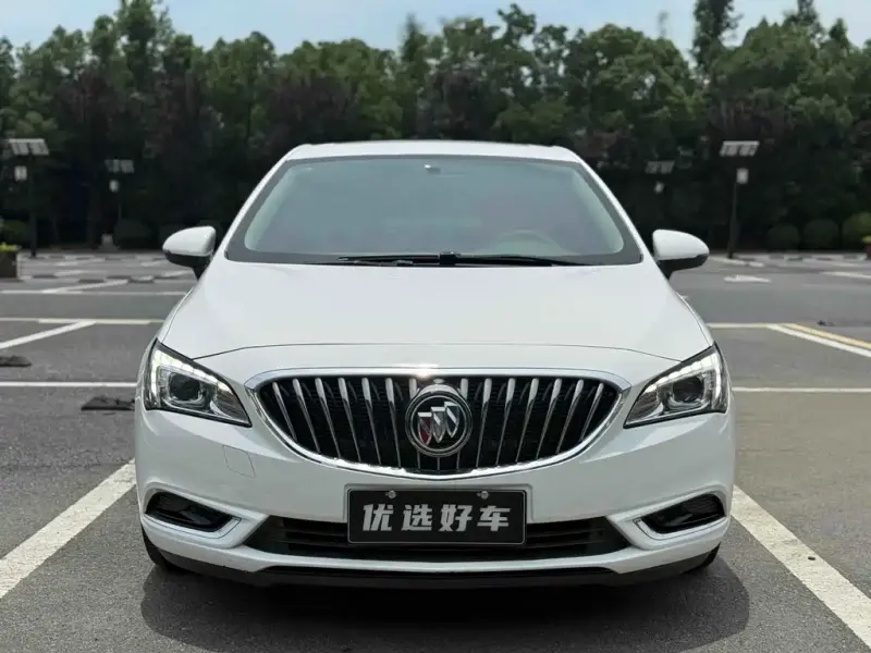 Buick Verano, 2015