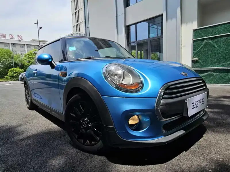 MINI Mini, 2015
