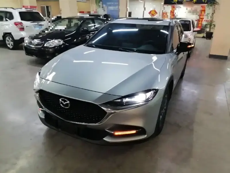 Mazda CX-4, 2021