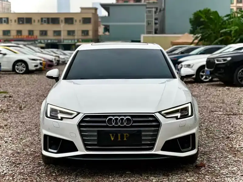 Audi A4L, 2019