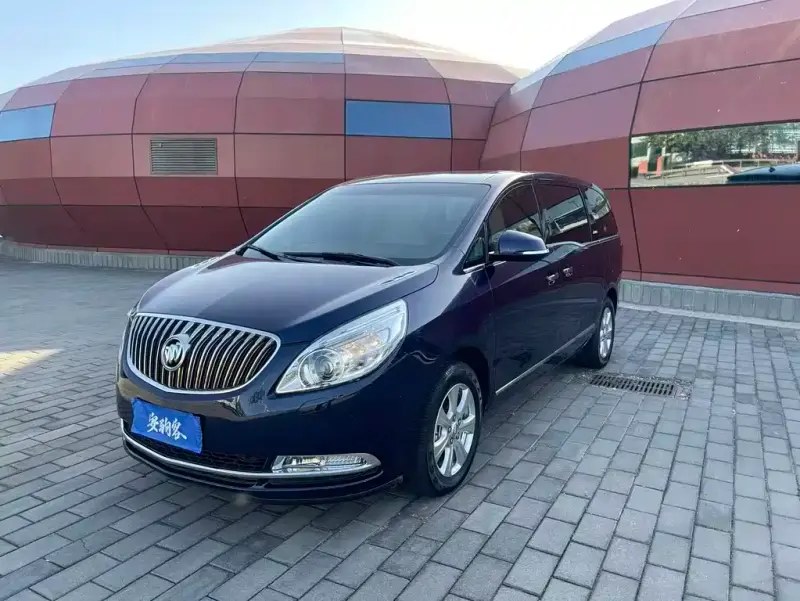Buick GL8, 2015
