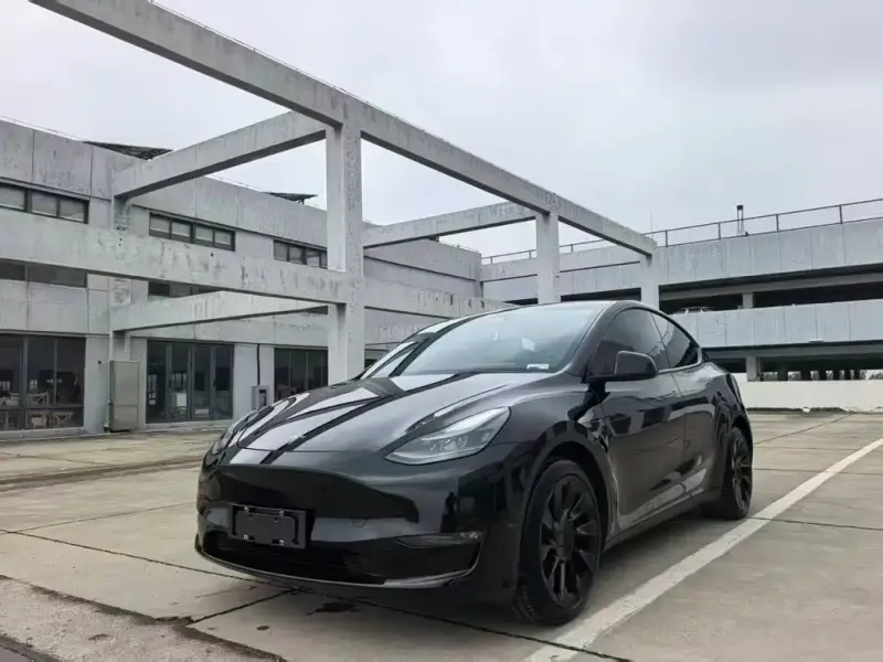Tesla Model Y, 2021