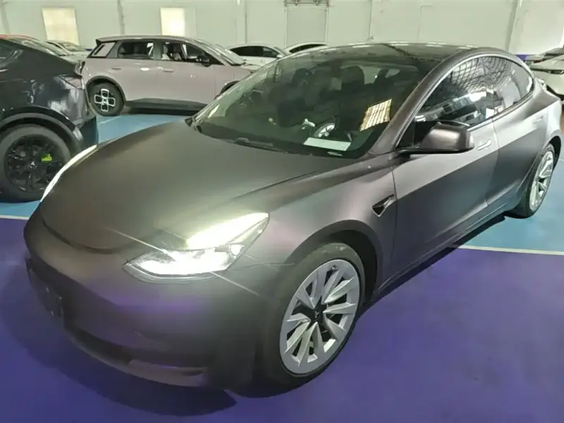 Tesla Model 3, 2022