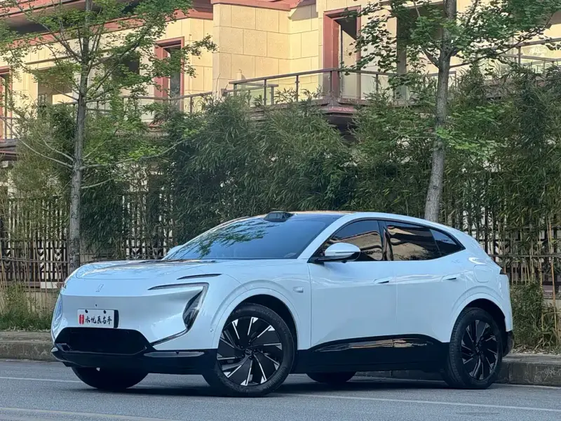 Avatr 07, 2025