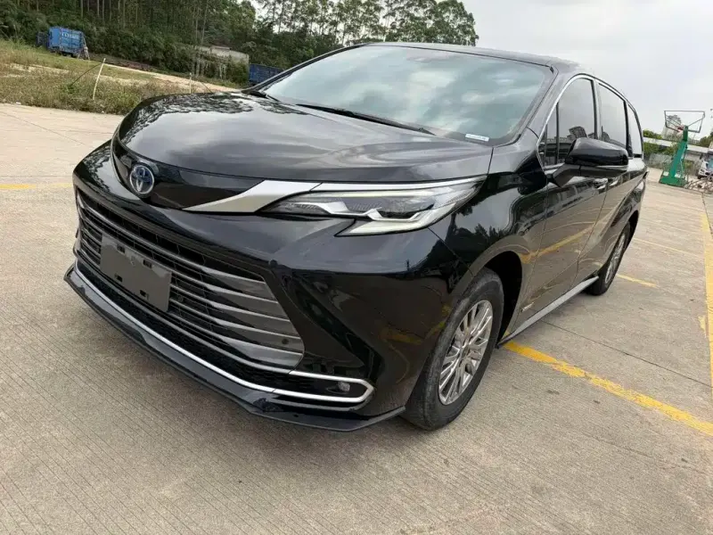 Toyota Sienna, 2023