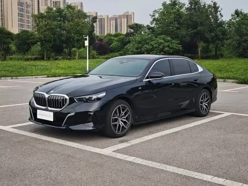 BMW i5, 2024
