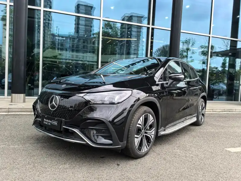 Mercedes-Benz EQE SUV, 2025