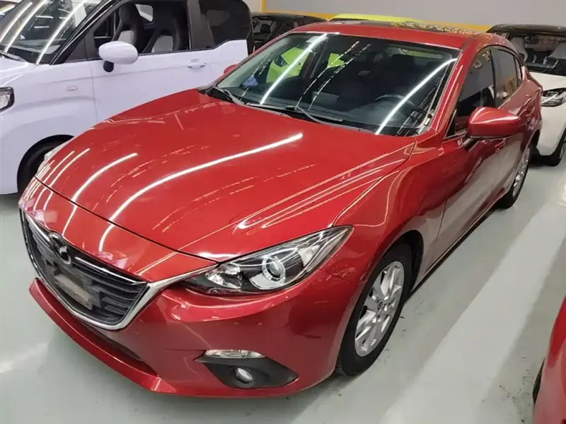 Mazda 3 Axela, 2016