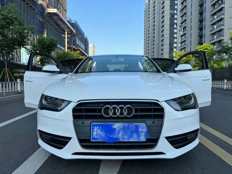 Audi A4L, 2014