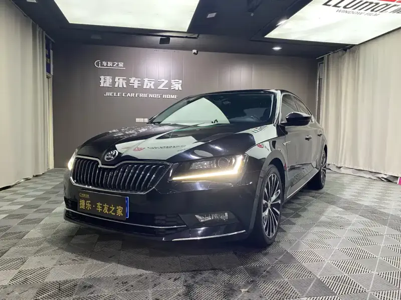 Skoda Superb, 2019