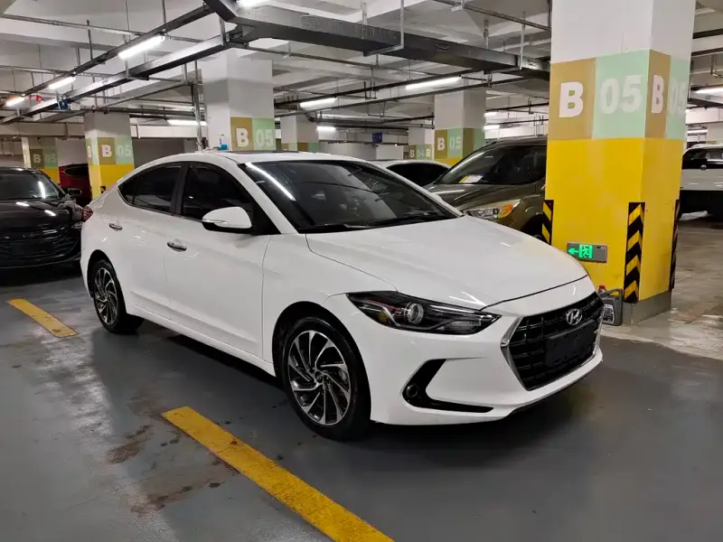 Hyundai Elantra, 2020