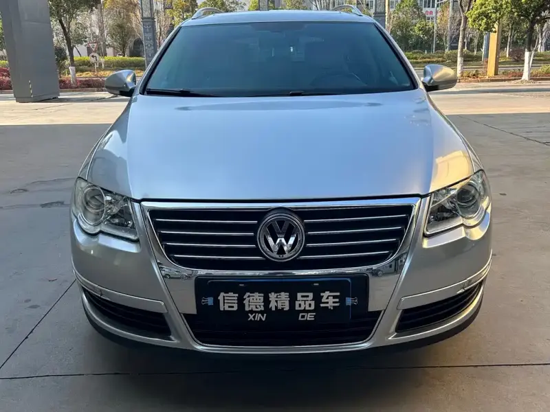 Volkswagen Passat, 2010