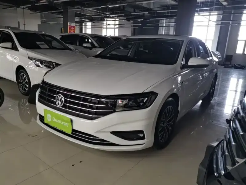 Volkswagen Sagitar, 2020