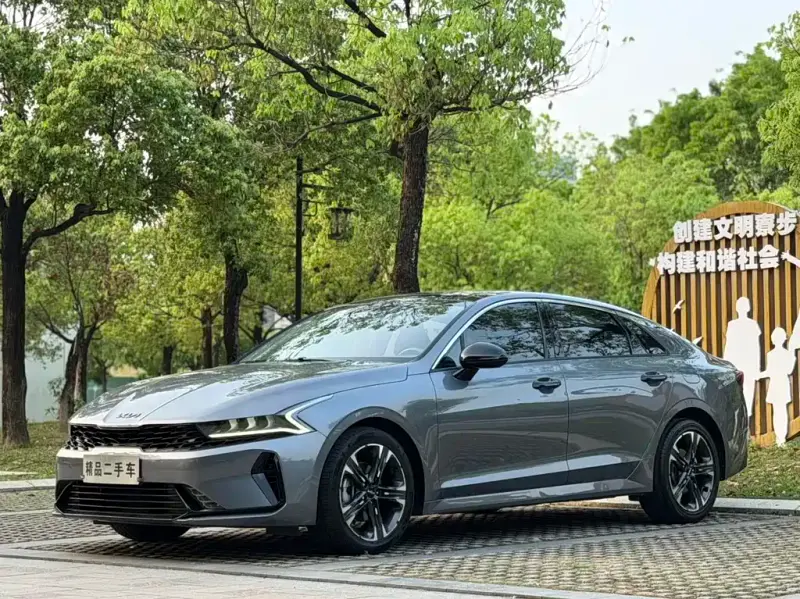 Kia K5, 2021
