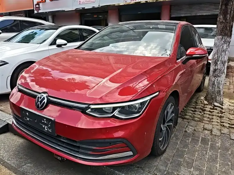Volkswagen Golf, 2021