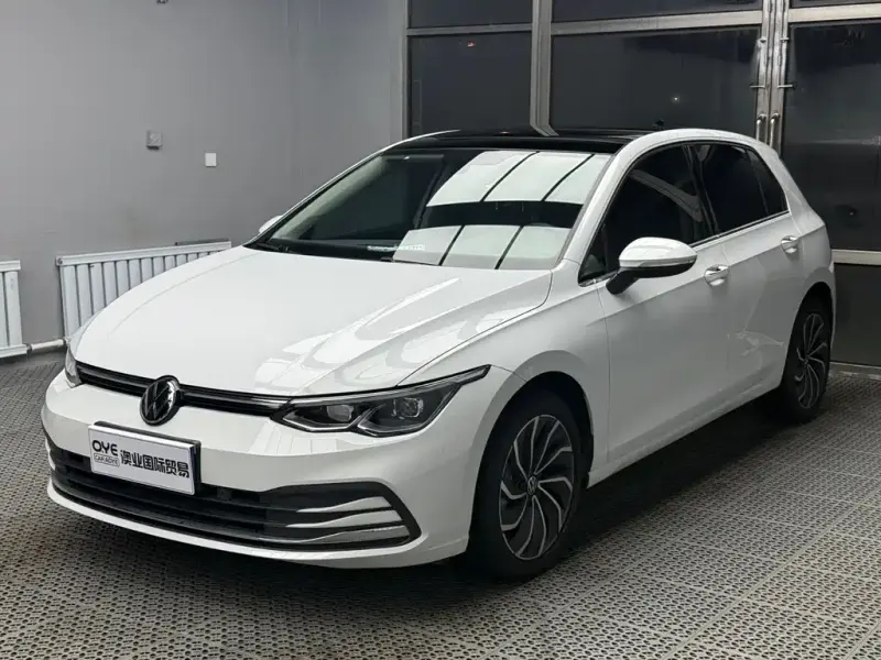 Volkswagen Golf, 2021