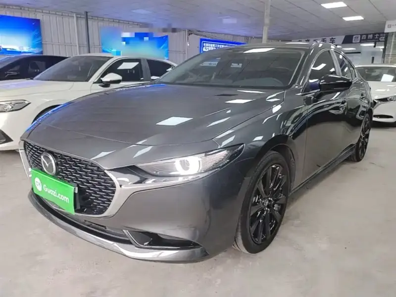 Mazda 3 Axela, 2024