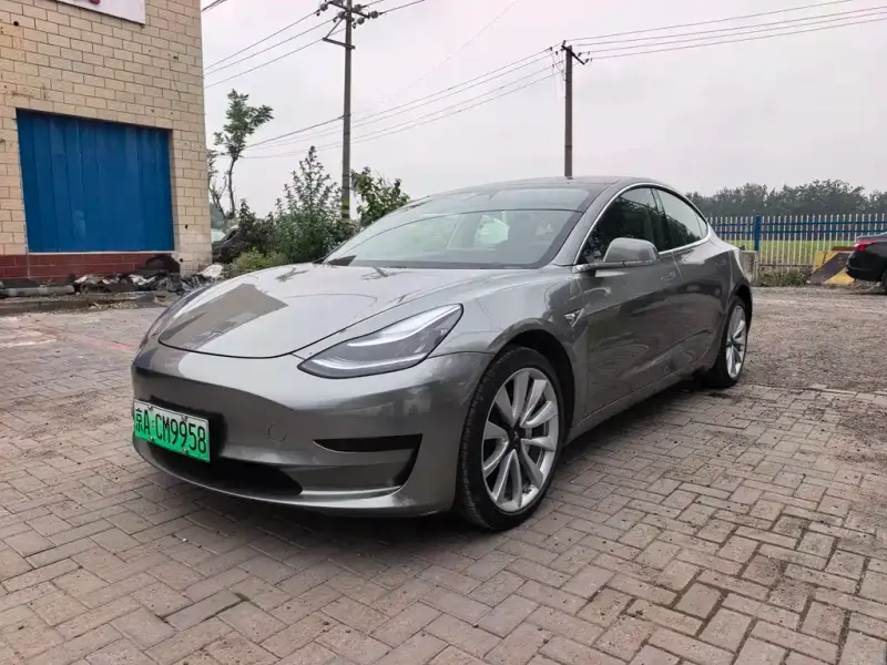 Tesla Model 3, 2020