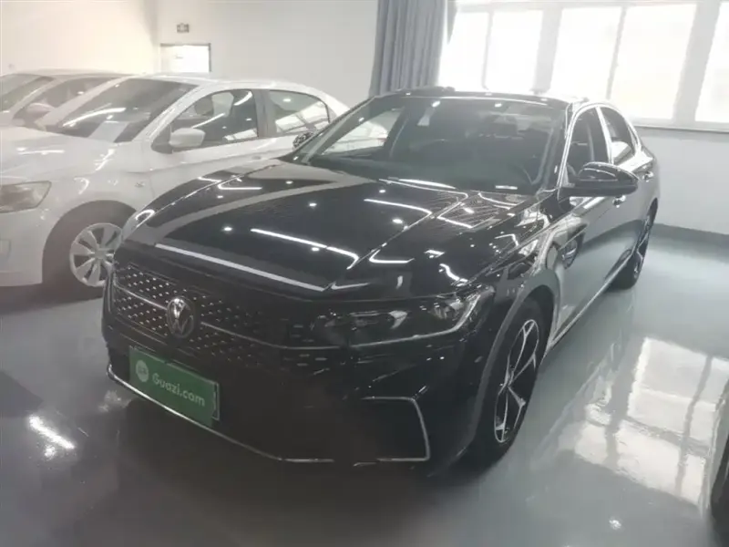 Volkswagen Passat, 2024
