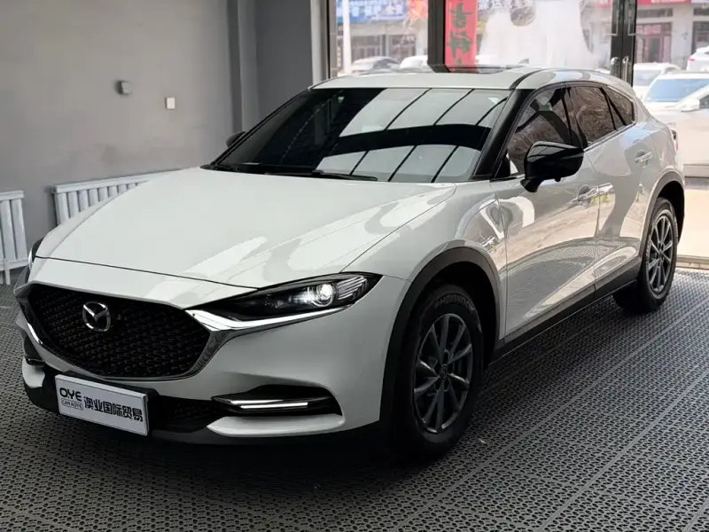 Mazda CX-4, 2022