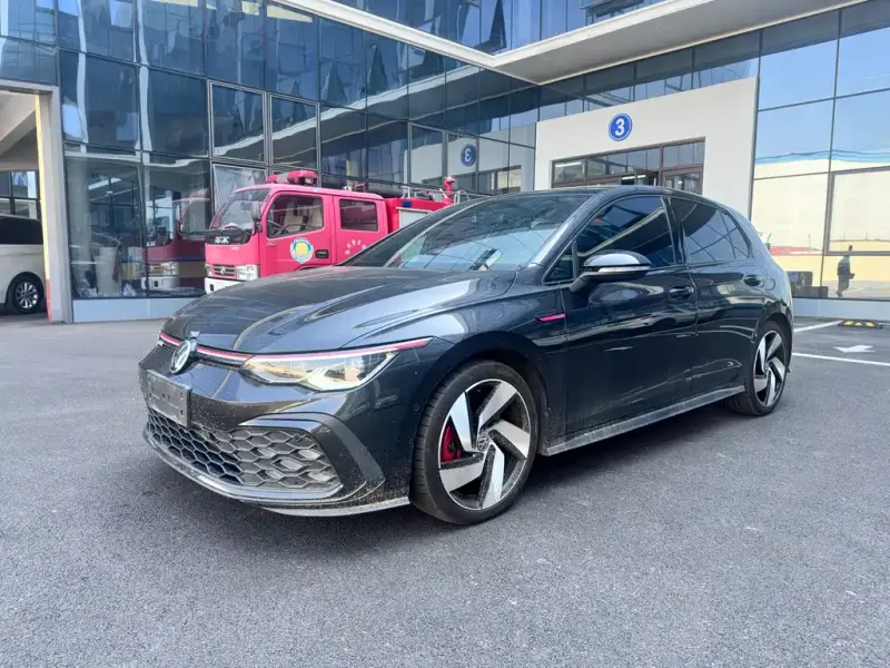 Volkswagen Golf GTI, 2022