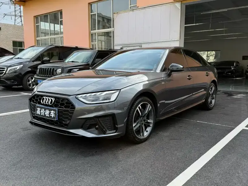 Audi A4L, 2023