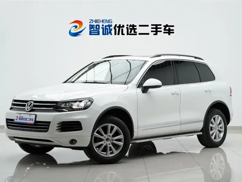 Volkswagen Touareg, 2015