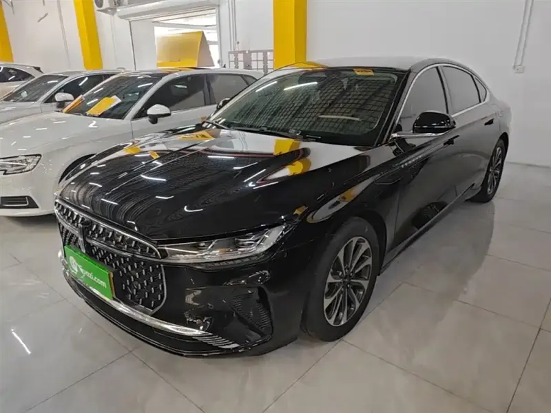 Lincoln Z, 2025