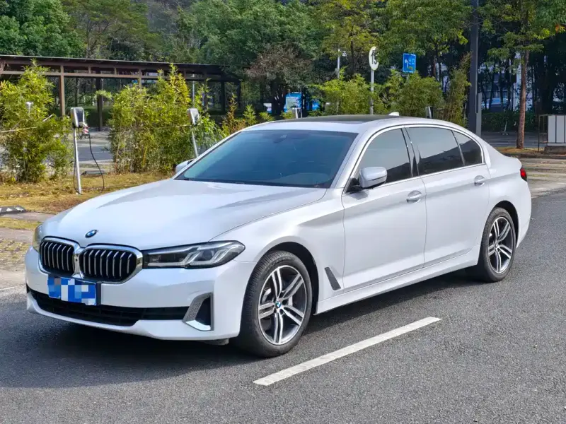 BMW 5 Series, 2021