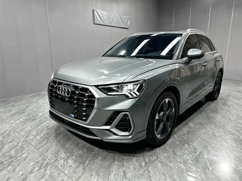Audi Q3, 2023