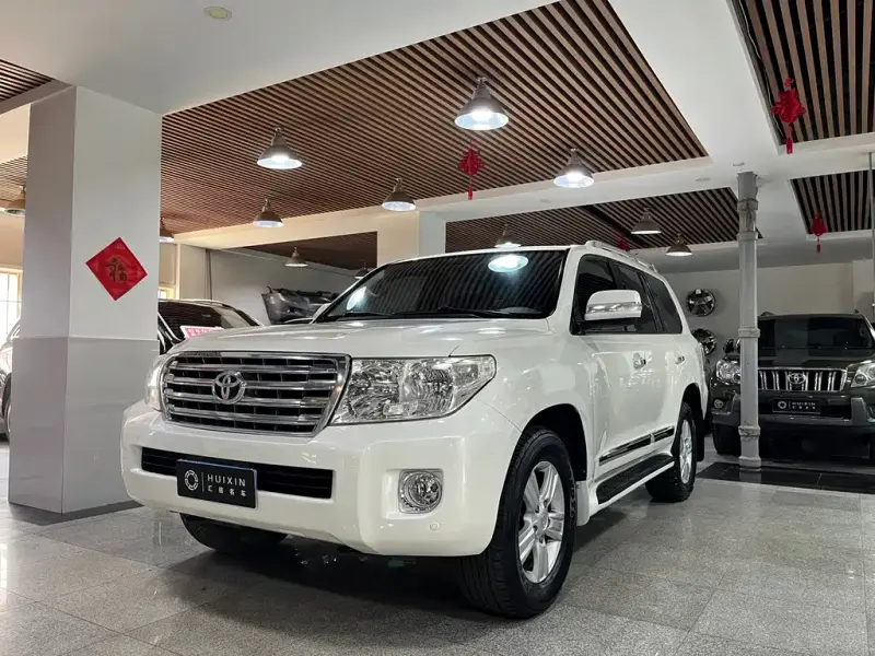 Toyota Land Cruiser, 2015