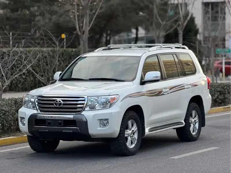 Toyota Land Cruiser, 2016